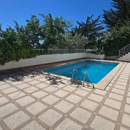 Amplia Casa En 16 Pers. Con Piscina Y Gran Aparcamiento - Es-204-78 Villa